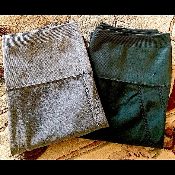 NWOT•FABLETICS high wasted leggings in Hunter green (exact same style as gray) - Picture 4 of 11